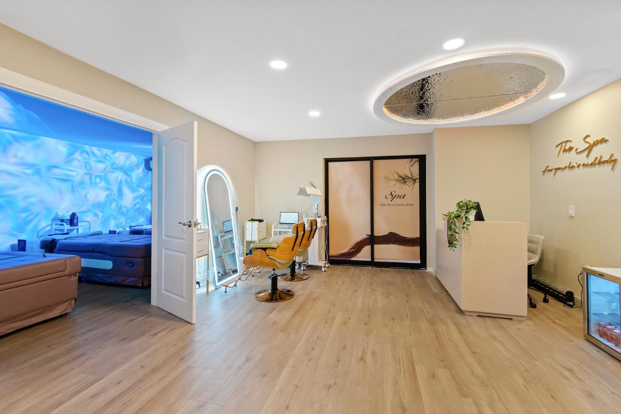 Serene Vegas Boutique Hotel Las Vegas Exterior photo
