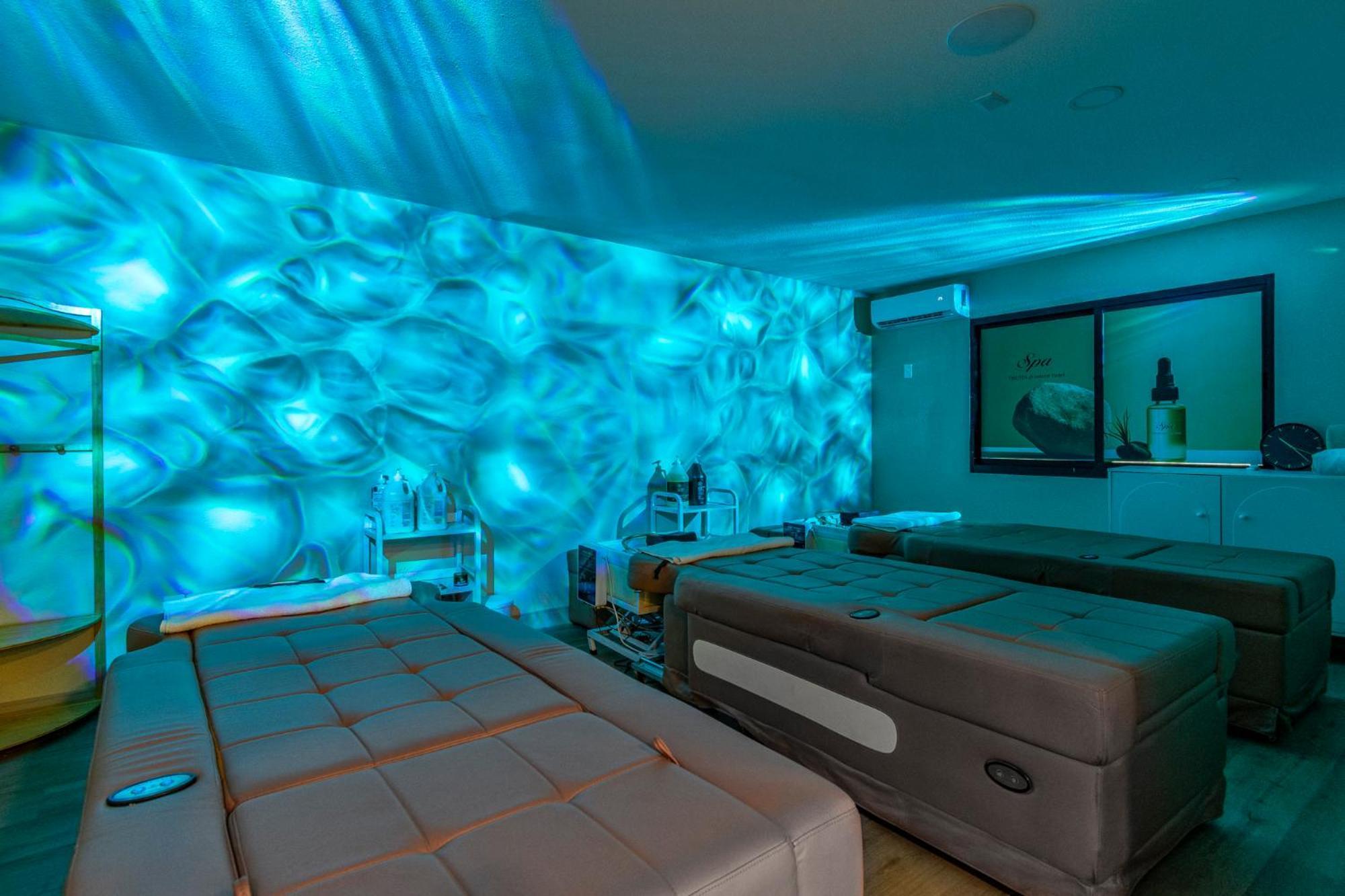 Serene Vegas Boutique Hotel Las Vegas Exterior photo